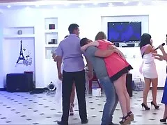 লোয়ান 4 কে লাভলি মিসির লোন ম্যানেজারের সাথে নগদ অর্থের জন্য স্বতঃস্ফূর্ত বাংলা সেক্স বাংলা সেক্স ভিডিও যৌনতা রয়েছে